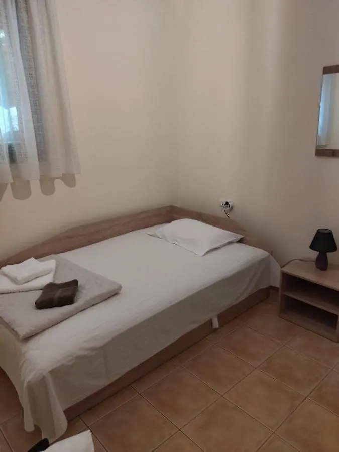 Appartment Sotirios Tagarades